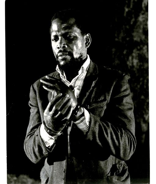 Publicity Photo/Still: SIDNEY POITIER - WILBY CONSPIRACY 1975 Handcuffed Publicity Photo/Still: SIDNEY POITIER - WILBY CONSPIRACY 1975 Handcuffed