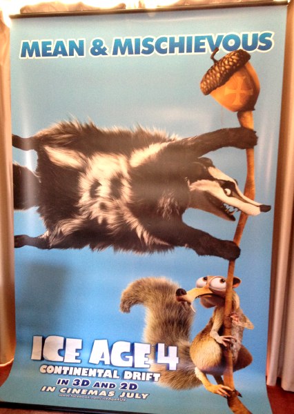 ICE AGE 4 CONTINENTAL DRIFT: 'Mean & Mischievous' Ray Romano ICE AGE 4 CONTINENTAL DRIFT: 'Mean & Mischievous' Ray Romano