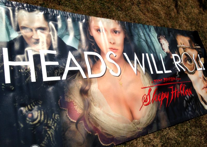 Cinema Banner: SLEEPY HOLLOW 1999 Johnny Depp Christina Ricci Tim Burton Cinema Banner: SLEEPY HOLLOW 1999 Johnny Depp Christina Ricci Tim Burton